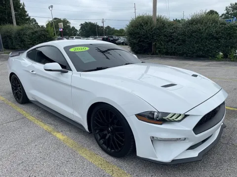 White 2020 Ford Mustang 2d Fastback Eco Premium for sale in Frankfort, KY