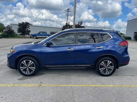 More photos of 2017 Nissan Rogue 4d SUV FWD SL at EZ Car Connection, KY