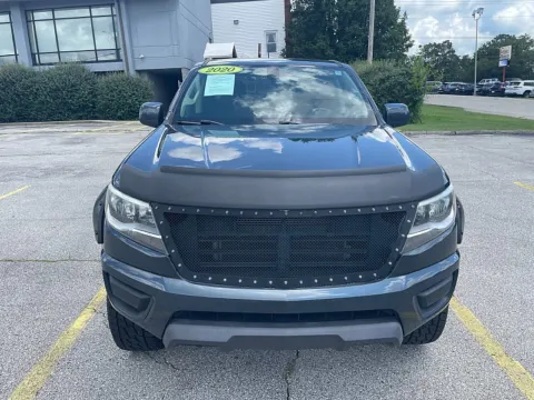 Photos of 2020 Chevrolet Colorado Crew Cab LT for sale in Frankfort, KY at EZ Car Connection