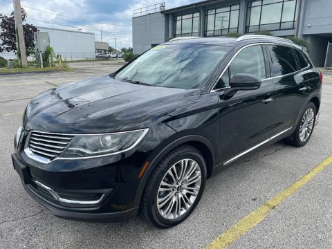 Another view of 2018 Lincoln MKX 4d SUV AWD Reserve 3.7L for sale in Frankfort, KY at EZ Car Connection