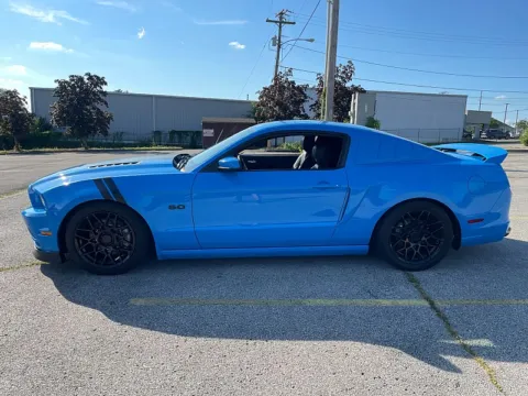 More photos of 2014 Ford Mustang 2d Coupe GT Premium at EZ Car Connection, KY