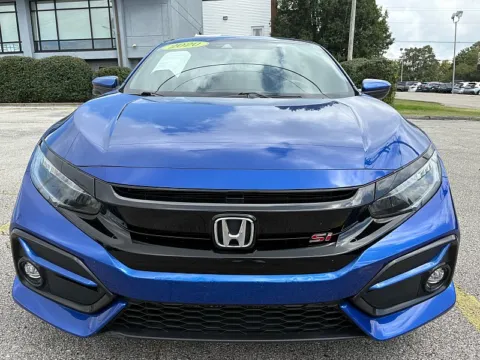 Photos of 2020 Honda Civic Sedan 4d Si for sale in Frankfort, KY at EZ Car Connection