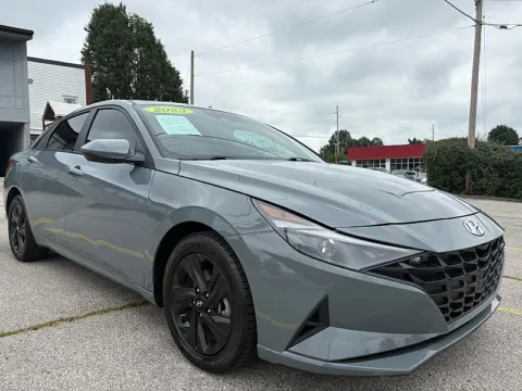 Gray 2023 Hyundai Elantra SEL IVT for sale in Frankfort, KY
