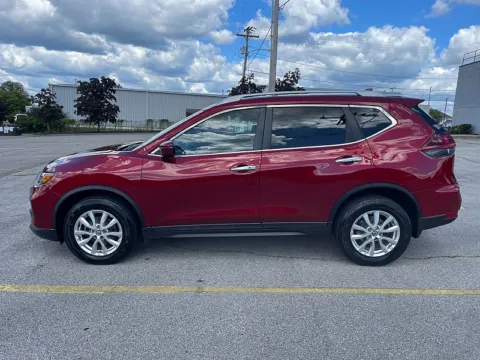 More photos of 2018 Nissan Rogue 4d SUV AWD SV at EZ Car Connection, KY