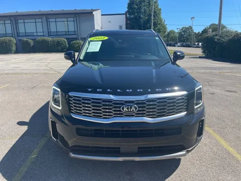 Photos of 2021 Kia Telluride S AWD for sale in Frankfort, KY at EZ Car Connection