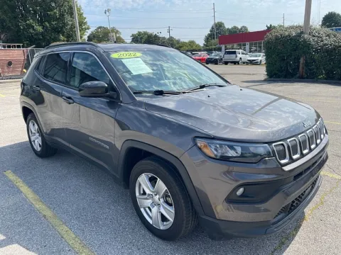 Gray 2022 Jeep Compass Latitude FWD for sale in Frankfort, KY