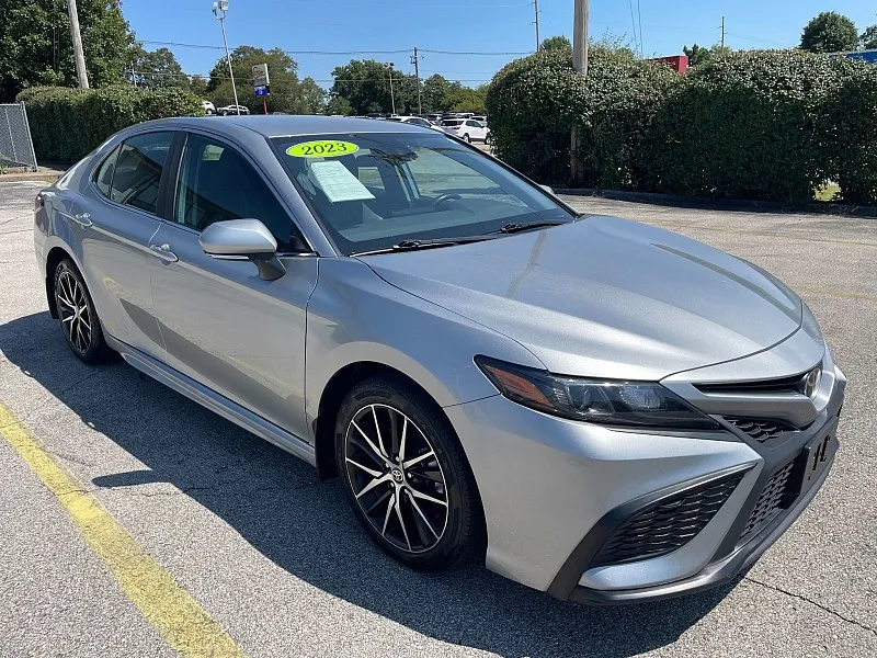 Silver 2023 Toyota Camry SE Auto for sale in Frankfort, KY