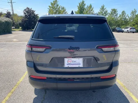 More photos of 2024 Jeep Grand Cherokee L Altitude 4x4 at EZ Car Connection, KY