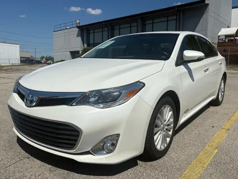 Another view of 2013 Toyota Avalon Hybrid 4d Sedan XLE Touring for sale in Frankfort, KY at EZ Car Connection