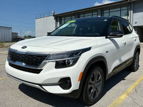 Another view of 2021 Kia Seltos 4d SUV AWD S for sale in Frankfort, KY at EZ Car Connection