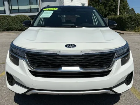 Photos of 2021 Kia Seltos 4d SUV AWD S for sale in Frankfort, KY at EZ Car Connection