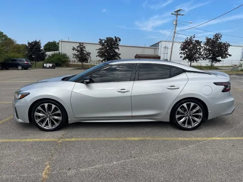 More photos of 2020 Nissan Maxima 4d Sedan Platinum at EZ Car Connection, KY