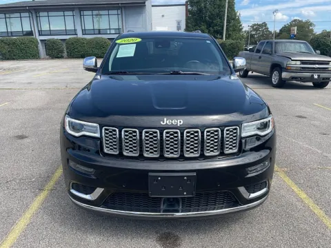 Photos of 2020 Jeep Grand Cherokee 4d SUV 4WD Summit V8 for sale in Frankfort, KY at EZ Car Connection