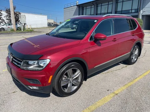 Another view of 2020 Volkswagen Tiguan 4d SUV SEL for sale in Frankfort, KY at EZ Car Connection