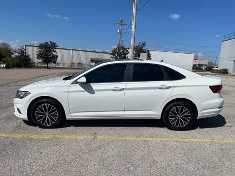 More photos of 2019 Volkswagen Jetta 4d Sedan 1.4T SE at EZ Car Connection, KY