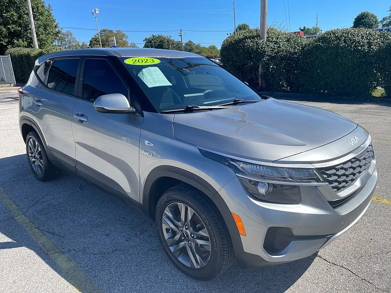 Gray 2023 Kia Seltos LX IVT AWD for sale in Frankfort, KY