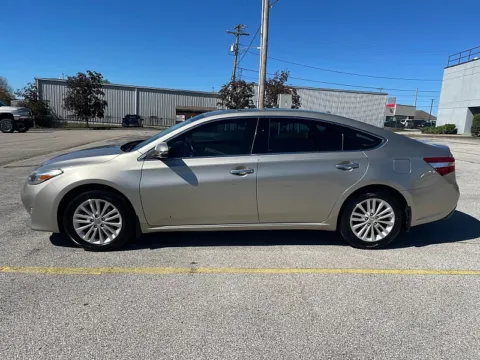More photos of 2014 Toyota Avalon Hybrid 4d Sedan XLE Touring at EZ Car Connection, KY