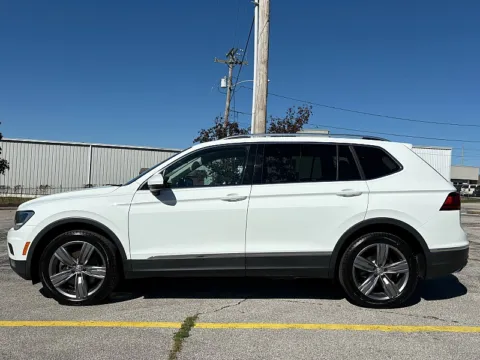More photos of 2021 Volkswagen Tiguan 2.0T SE FWD at EZ Car Connection, KY