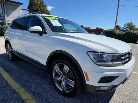 White 2021 Volkswagen Tiguan 2.0T SE FWD for sale in Frankfort, KY