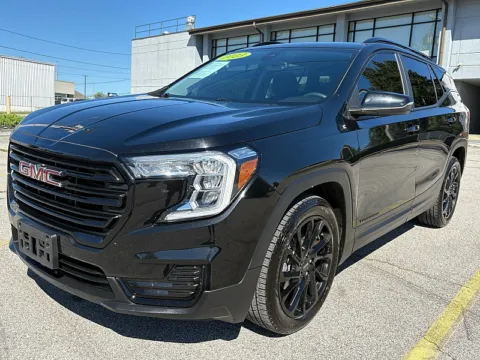 Another view of 2023 GMC Terrain FWD 4dr SLE for sale in Frankfort, KY at EZ Car Connection
