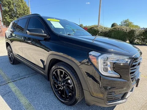 Black 2023 GMC Terrain FWD 4dr SLE for sale in Frankfort, KY
