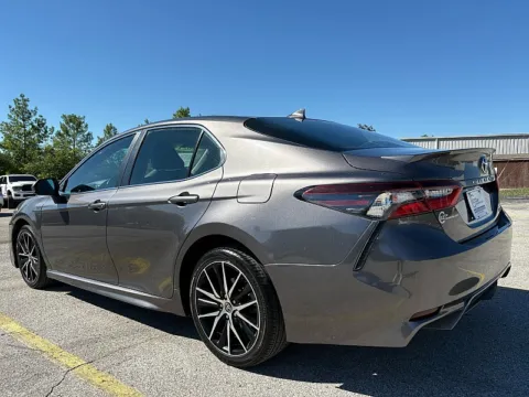 More photos of 2021 Toyota Camry SE Auto at EZ Car Connection, KY