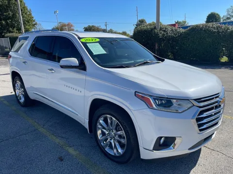White 2019 Chevrolet Traverse 4d SUV FWD High Country for sale in Frankfort, KY
