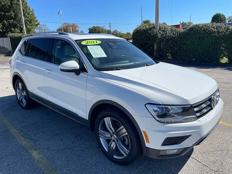 White 2021 Volkswagen Tiguan 2.0T SEL FWD for sale in Frankfort, KY