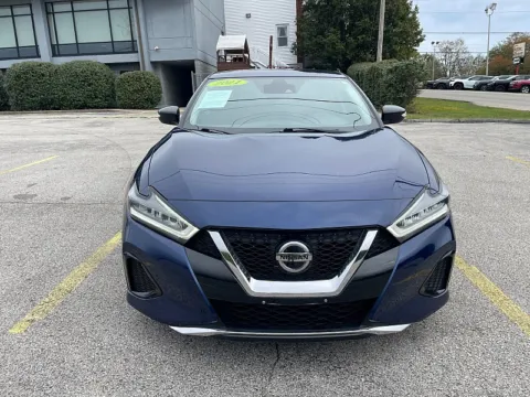 Photos of 2021 Nissan Maxima SV 3.5L for sale in Frankfort, KY at EZ Car Connection