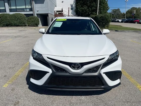 Photos of 2021 Toyota Camry SE Nightshade Auto for sale in Frankfort, KY at EZ Car Connection