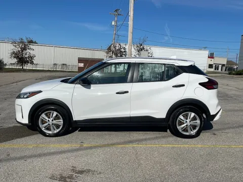 More photos of 2022 Nissan Kicks S FWD at EZ Car Connection, KY