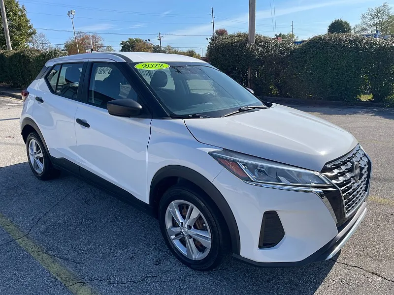 2022 Nissan Kicks