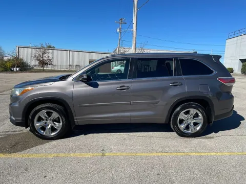 More photos of 2015 Toyota Highlander 4d SUV AWD Limited at EZ Car Connection, KY