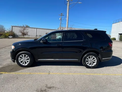 More photos of 2020 Dodge Durango 4d SUV AWD SXT at EZ Car Connection, KY