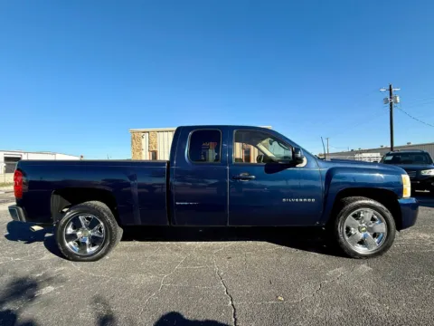 Photos of 2010 Chevrolet Silverado 1500 LTZ for sale in Abilene, TX at BISON AUTO