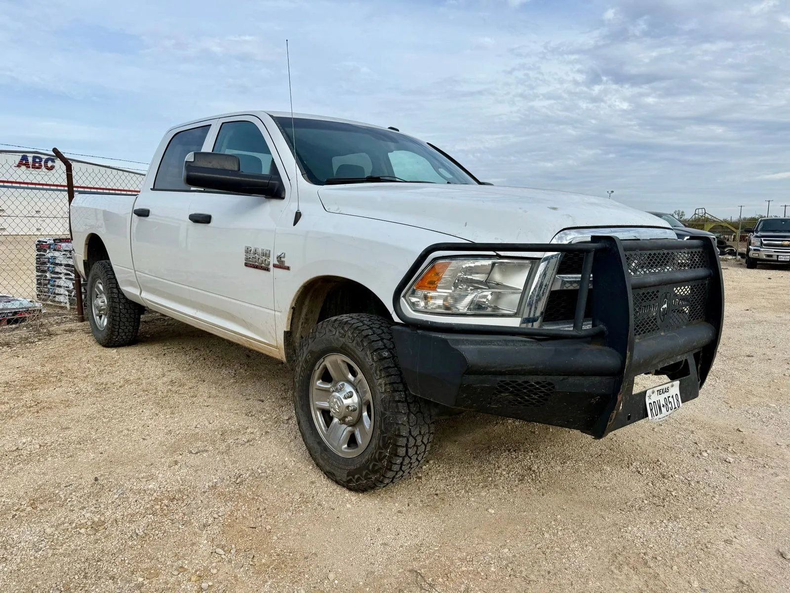2014 RAM Ram 2500 Pickup Tradesman's photo