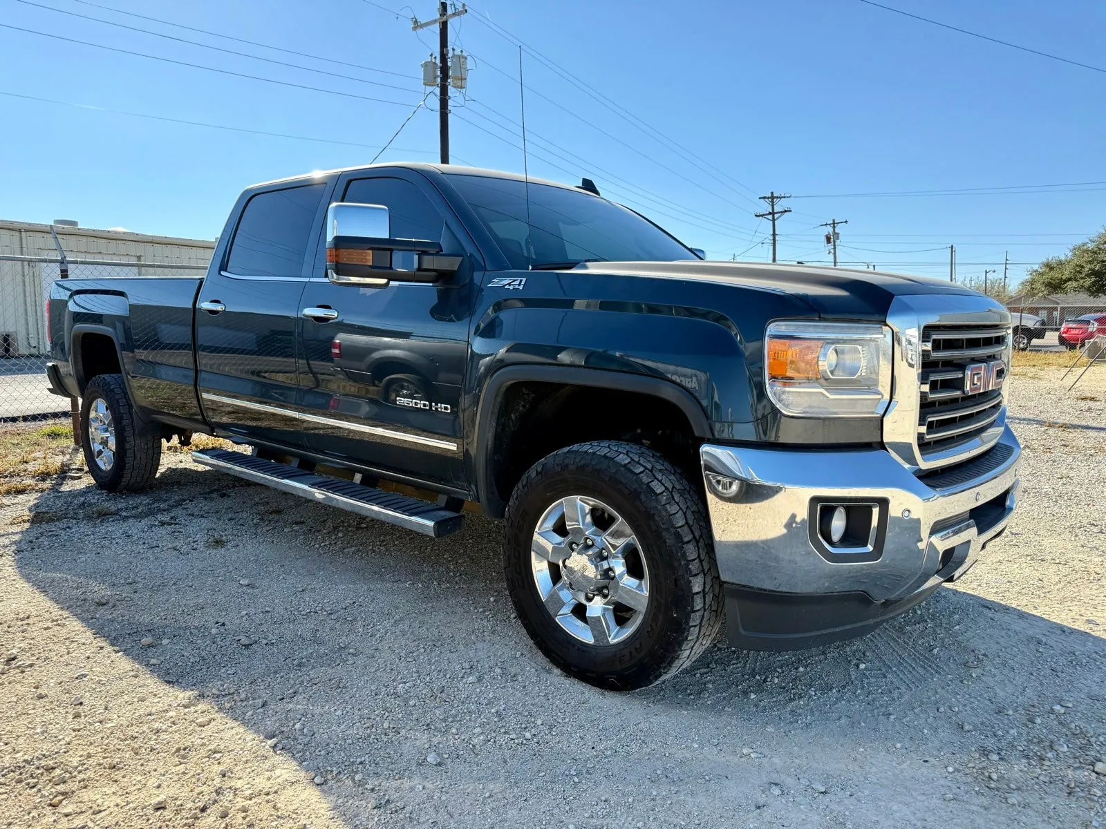 2017 GMC Sierra 2500HD SLT's photo