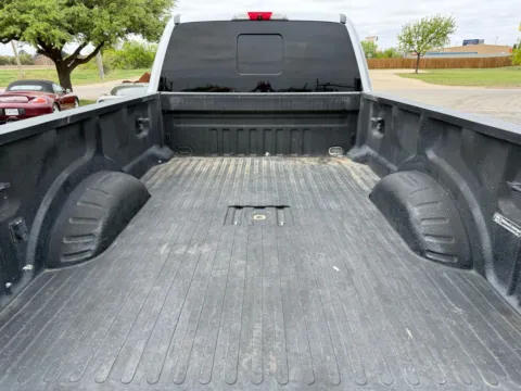 More photos of 2019 Ford F-350SD Lariat at BISON AUTO, TX