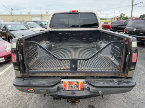 More photos of 2006 Ford F-350SD Supercab 4X4 at BISON AUTO, TX