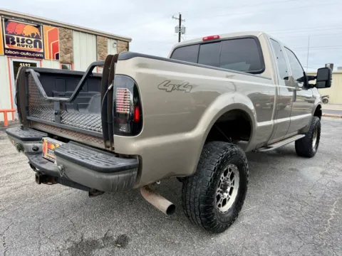Another view of 2006 Ford F-350SD Supercab 4X4 for sale in Abilene, TX at BISON AUTO