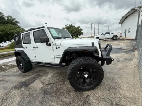 White 2015 Jeep Wrangler Unlimited Sport for sale in Abilene, TX