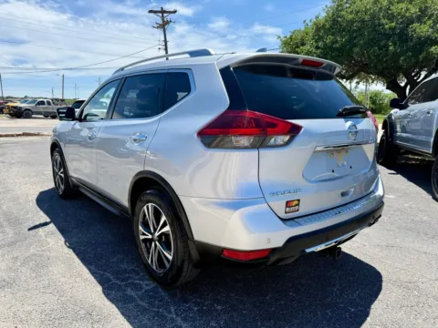 More photos of 2020 Nissan Rogue SV at BISON AUTO, TX