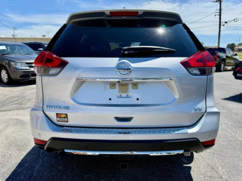 More photos of 2020 Nissan Rogue SV at BISON AUTO, TX