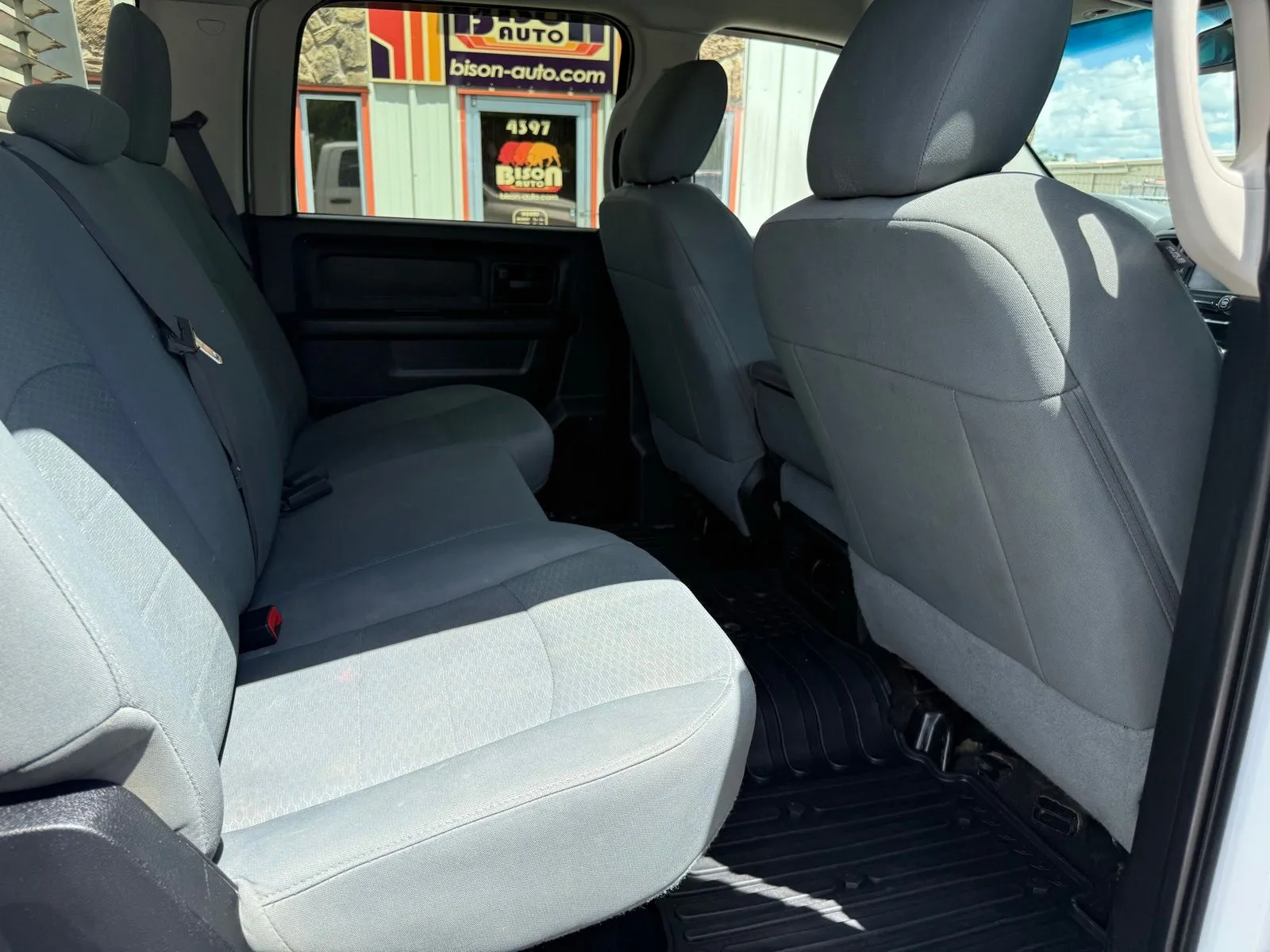 2015 RAM Ram 2500 Pickup Tradesman - Photo 15