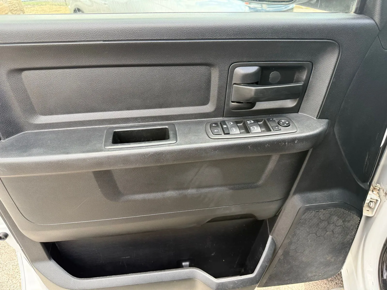 2015 RAM Ram 2500 Pickup Tradesman - Photo 11