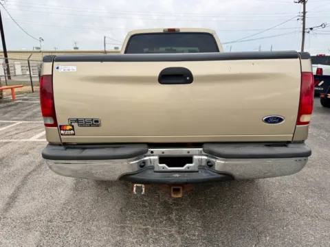More photos of 2001 Ford F-350SD at BISON AUTO, TX
