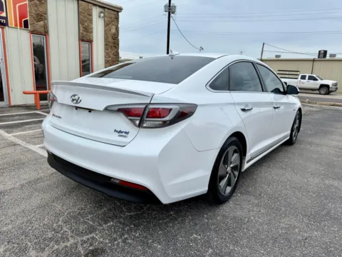 Another view of 2017 Hyundai Sonata Hybrid Limited for sale in Abilene, TX at BISON AUTO