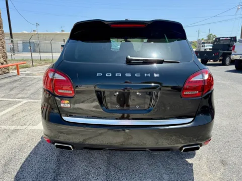 More photos of 2014 Porsche Cayenne at BISON AUTO, TX