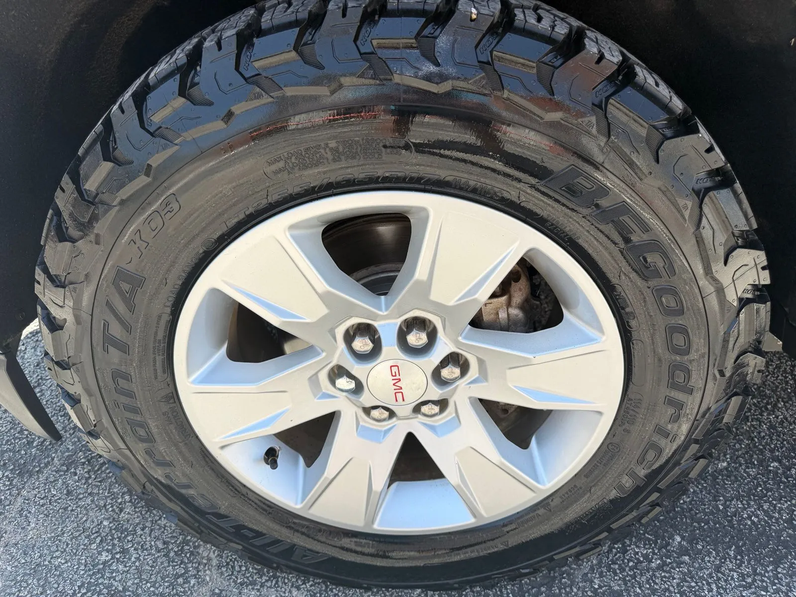 2018 GMC Canyon SLE - Photo 9