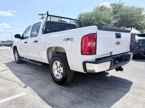 More photos of 2013 Chevrolet Silverado 1500 LT at BISON AUTO, TX